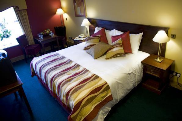 The Mariner, Westport Hotel ภายนอก รูปภาพ